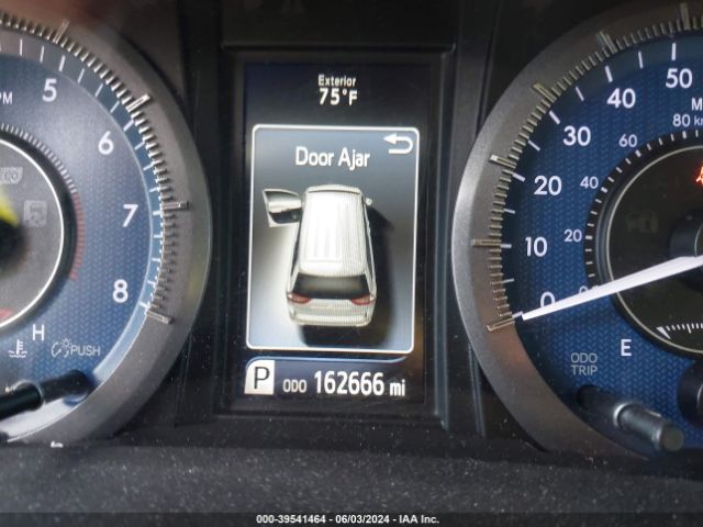 5TDYK3DC7FS645348 Toyota Sienna Xle 8 Passenger