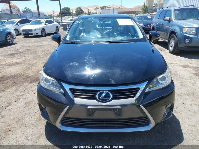 JTHKD5BH7F2213343 Lexus CT 200H