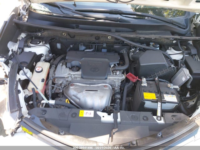 Toyota Rav4 Xle 2018 JTMRFREV8JJ723878 Image 10