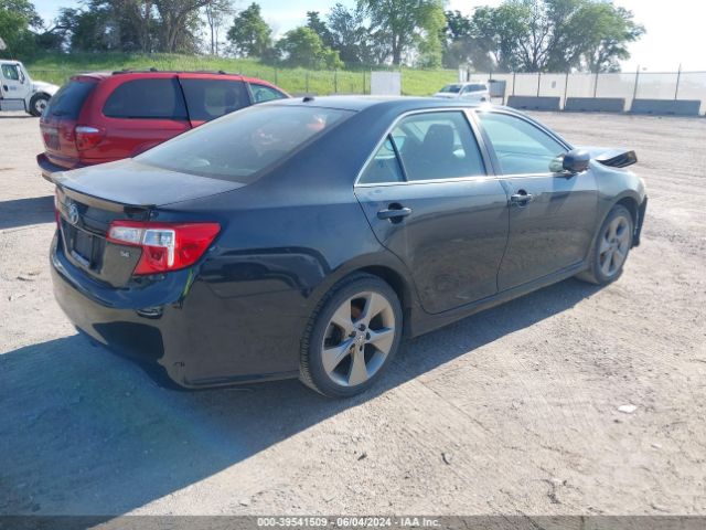 4T1BK1FK2EU538633 Toyota Camry Se V6