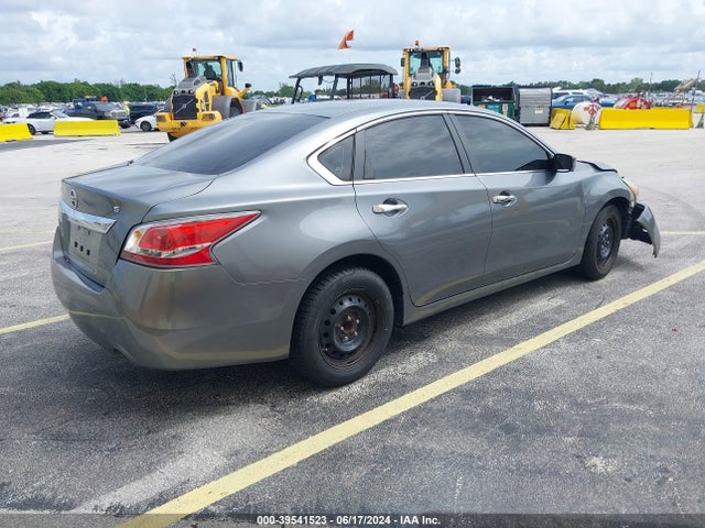 Nissan Altima 2.5 S 2015 1N4AL3AP5FC224547 Image 4