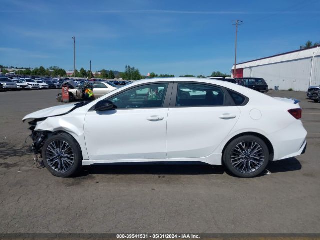 3KPF54AD5NE495007 KIA Forte Gt-line