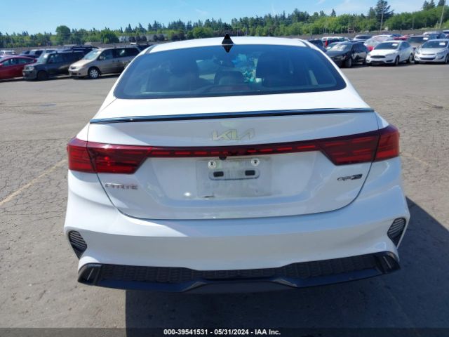 3KPF54AD5NE495007 KIA Forte Gt-line