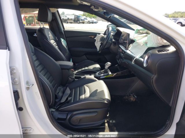 3KPF54AD5NE495007 KIA Forte Gt-line