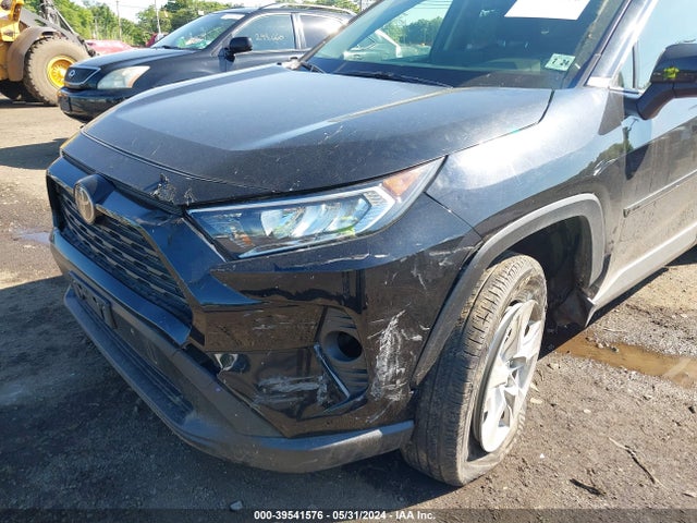 Toyota Rav4 Xle 2019 JTMP1RFV6KJ006658 Image 17