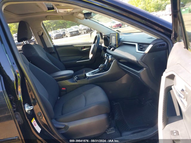 Toyota Rav4 Xle 2019 JTMP1RFV6KJ006658 Image 5