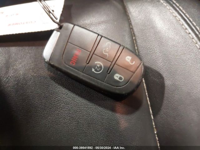 1C4RJFBG2GC351213 Jeep Grand Cherokee Limited