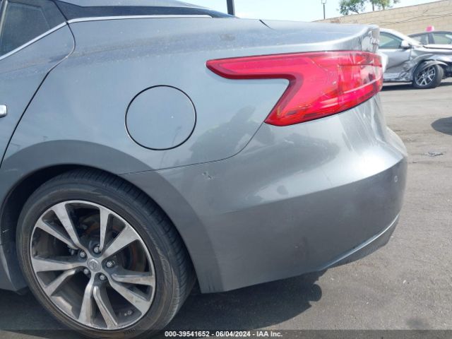 1N4AA6AP2JC392033 Nissan Maxima 3.5 Sl