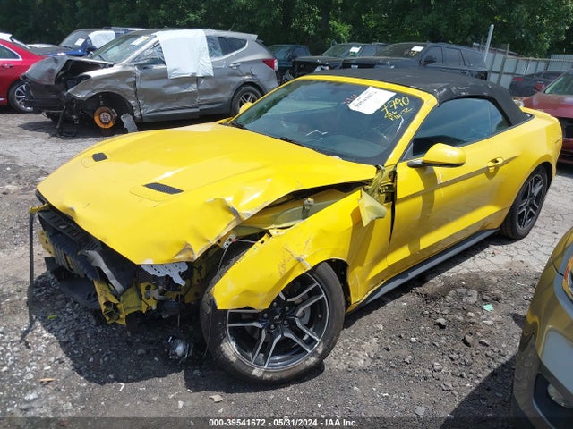Ford Mustang Ecoboost Premium 2018 1FATP8UH0J5117790 Image 2
