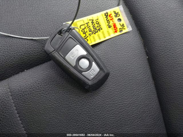 WBA3B1C59EPV79019 BMW 320i