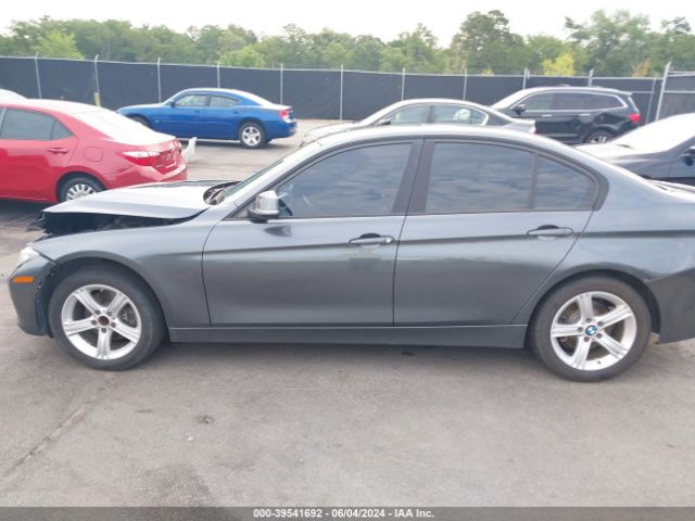 WBA3B1C59EPV79019 BMW 320i