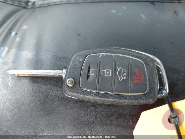 5NPE24AF4FH218657 Hyundai SONATA SE