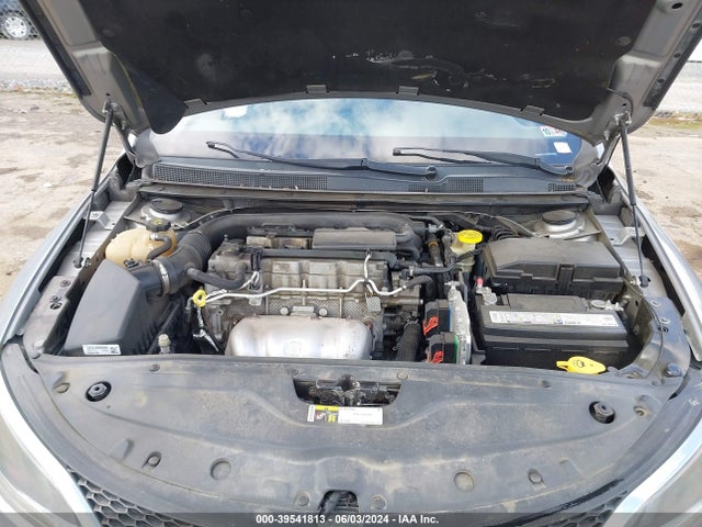 1C3CCCAB9FN741317 Chrysler 200 Limited