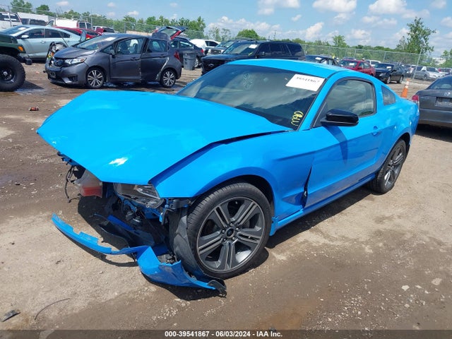 1ZVBP8AM8E5237377 Ford Mustang V6