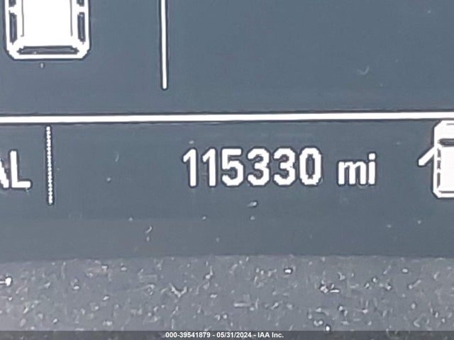 Chevrolet EQUINOX LS 2018 2GNAXREV2J6342266 Image 16