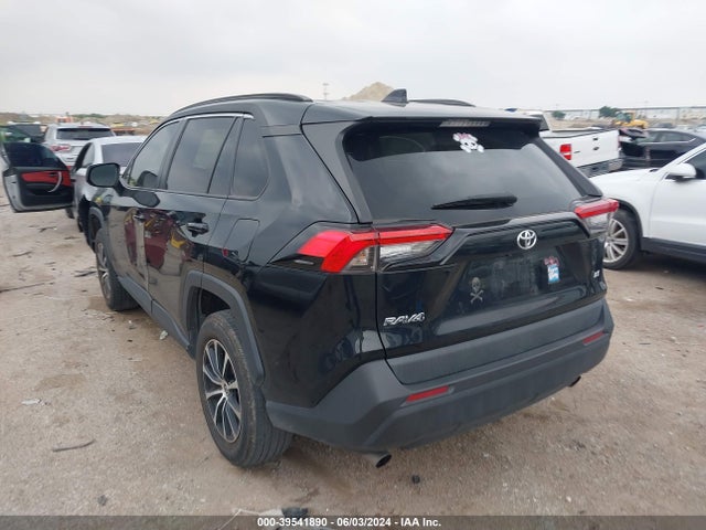 Toyota RAV4 LE 2020 2T3H1RFV4LC043443 Image 3