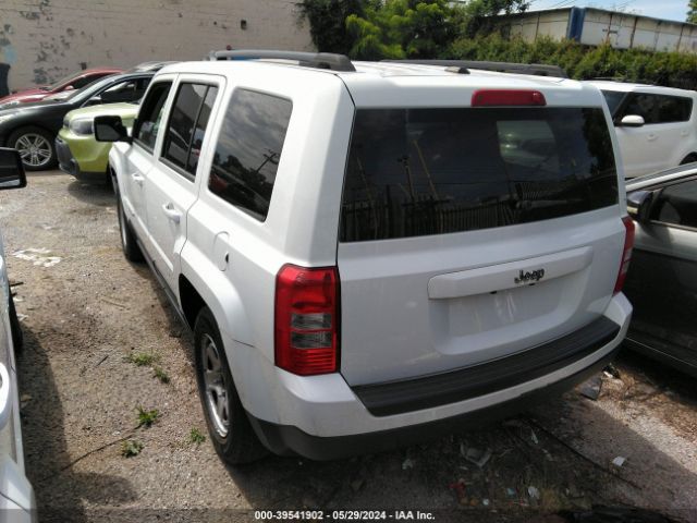 1C4NJPBA1GD753671 Jeep Patriot Sport