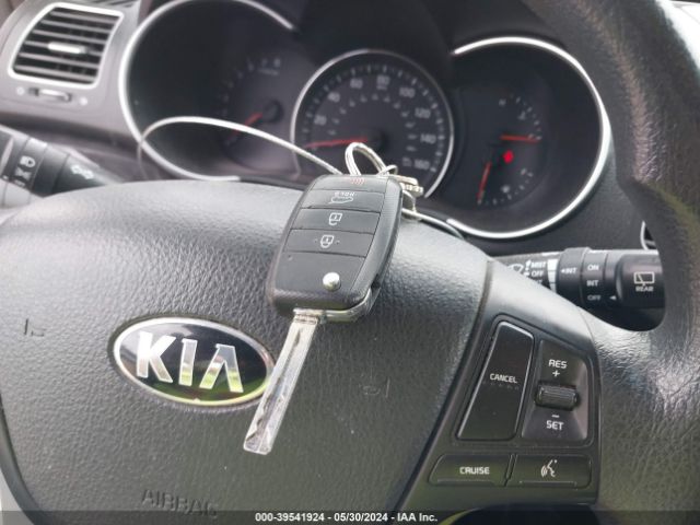 5XYKTCA62EG487157 KIA SORENTO LX