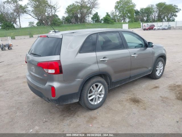 5XYKTCA62EG487157 KIA SORENTO LX