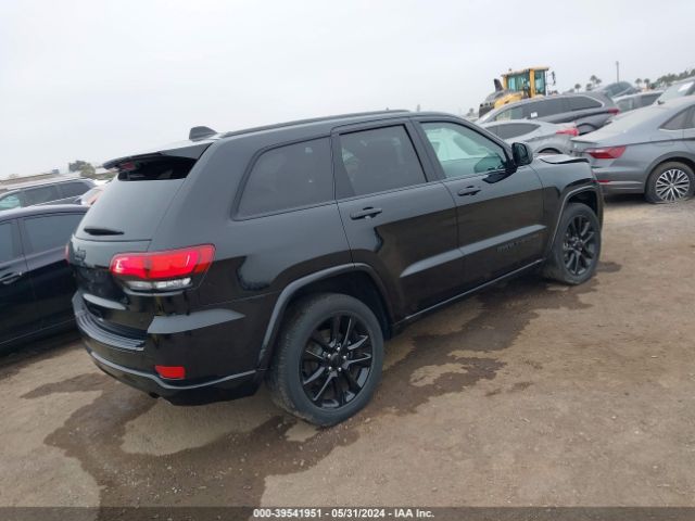 1C4RJEAG6JC363674 Jeep Grand Cherokee Altitude 4x2