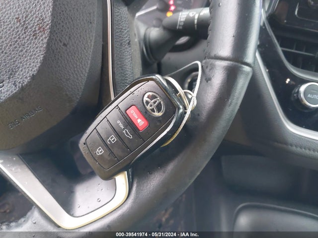Toyota COROLLA SE 2023 5YFS4MCE9PP163919 Image 11