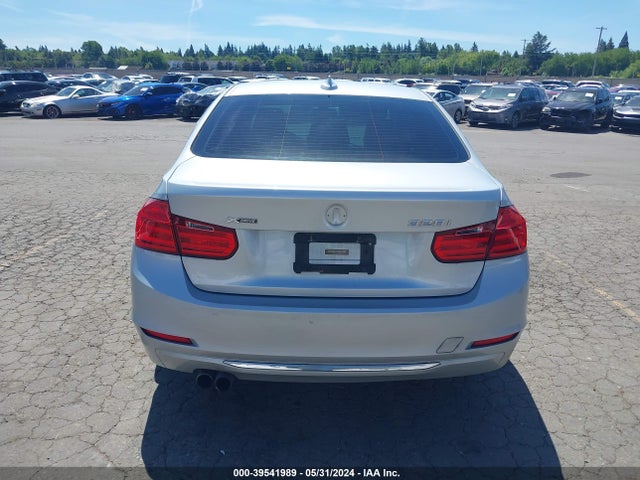 WBA3B5C51EF959033 BMW 328i Xdrive