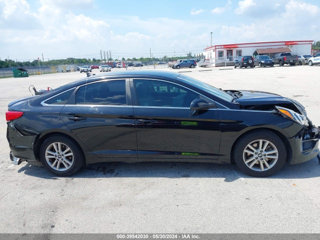 Hyundai SONATA SE 2016 5NPE24AFXGH256198 Image 13