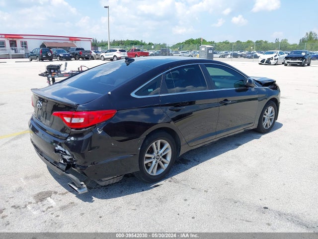 Hyundai SONATA SE 2016 5NPE24AFXGH256198 Image 4
