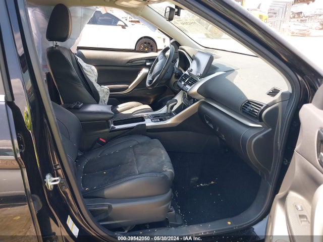 2022 MITSUBISHI ECLIPSE CROSS JA4ASWAA6NZ004530 Photo 4