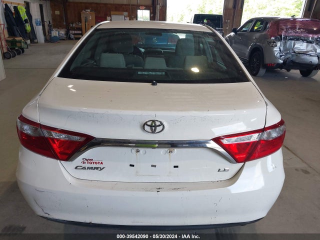 Toyota CAMRY LE 2016 4T4BF1FK7GR569499 Image 16