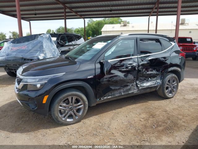 KNDEUCAA8P7354241 KIA SELTOS S