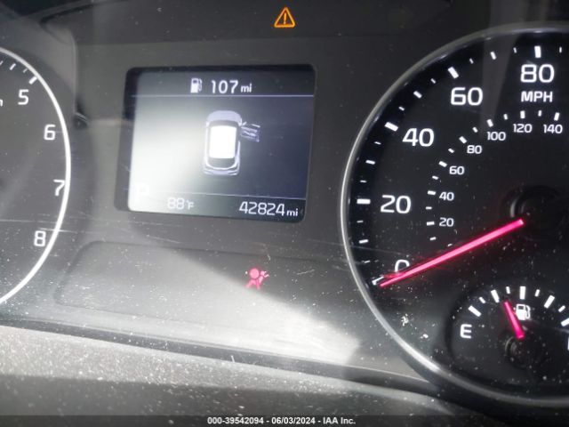 KNDEUCAA8P7354241 KIA SELTOS S