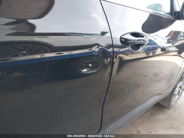 KNDEUCAA8P7354241 KIA SELTOS S