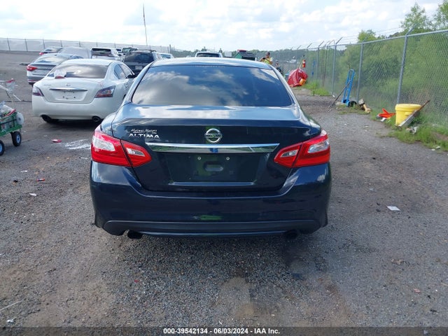 Nissan Altima 2.5 S 2017 1N4AL3AP1HN312051 Image 16