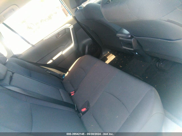 Toyota RAV4 LE 2021 2T3H1RFV8MW156392 Image 8