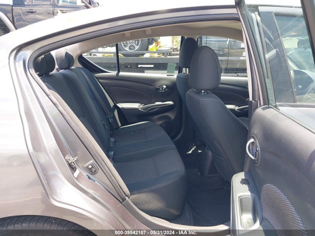 Nissan Versa 1.6 Sv 2017 3N1CN7AP4HL886649 Image 8