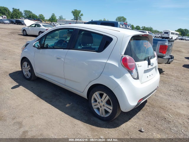 Chevrolet Spark 1lt Auto 2014 KL8CD6S91EC454532 Image 3
