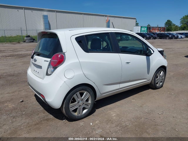 Chevrolet Spark 1lt Auto 2014 KL8CD6S91EC454532 Image 4