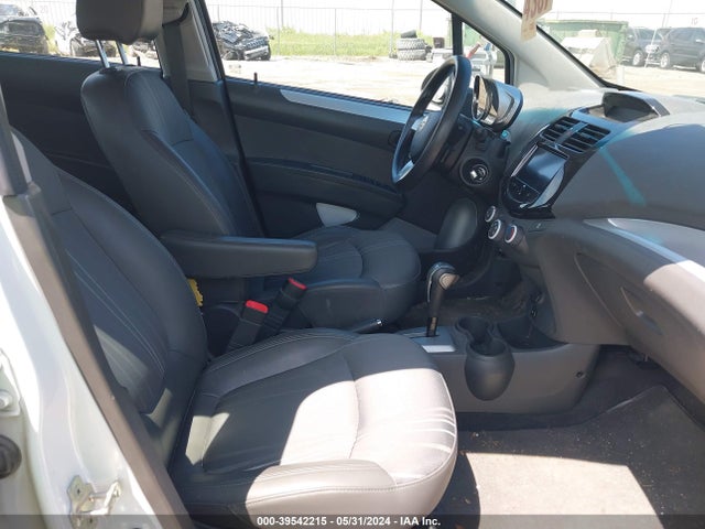 Chevrolet Spark 1lt Auto 2014 KL8CD6S91EC454532 Image 5