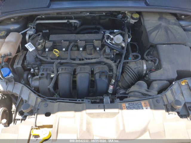 Ford FOCUS SE 2016 1FADP3F25GL401551 Image 10
