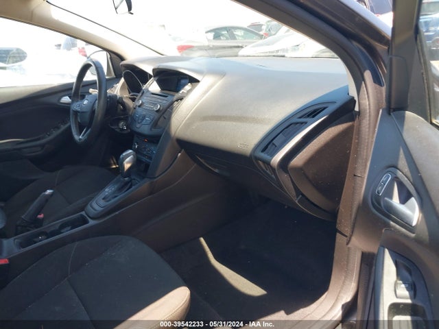 Ford FOCUS SE 2016 1FADP3F25GL401551 Image 5