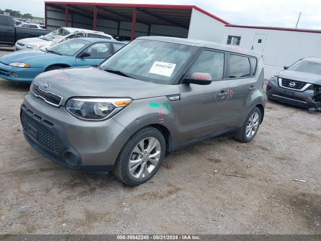 KIA SOUL + 2015 KNDJP3A59F7198248 Image 2