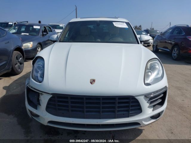 WP1AB2A59GLB44674 Porsche MACAN S
