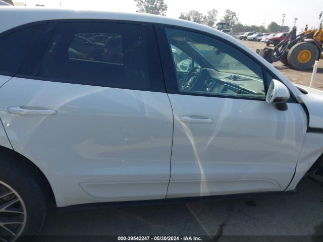 WP1AB2A59GLB44674 Porsche MACAN S