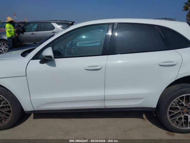 WP1AB2A59GLB44674 Porsche MACAN S