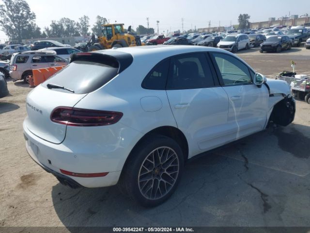 WP1AB2A59GLB44674 Porsche MACAN S