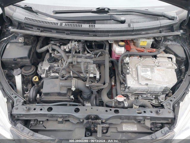 Toyota Prius C Two 2016 JTDKDTB39G1124908 Image 10