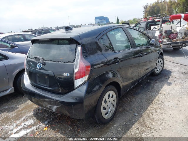 Toyota Prius C Two 2016 JTDKDTB39G1124908 Image 4