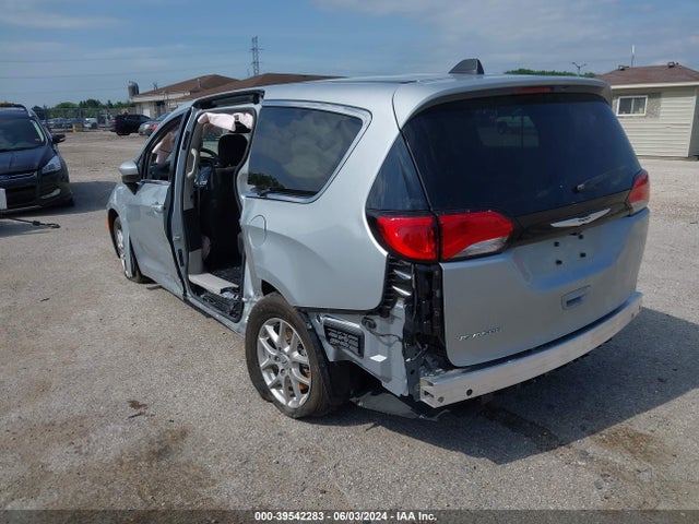 2C4RC1CG7PR578738 Chrysler Voyager Lx