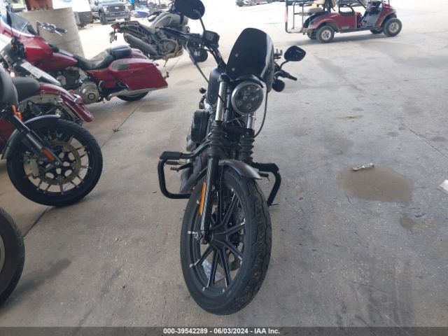2018 HARLEY-DAVIDSON XL883 1HD4LE216JC419836 Photo 4